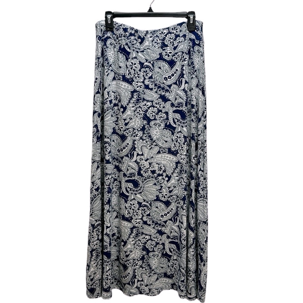 Talbots White Blue Paisley Print Maxi Skirt Medium Soft Knit Comfortable Pull On